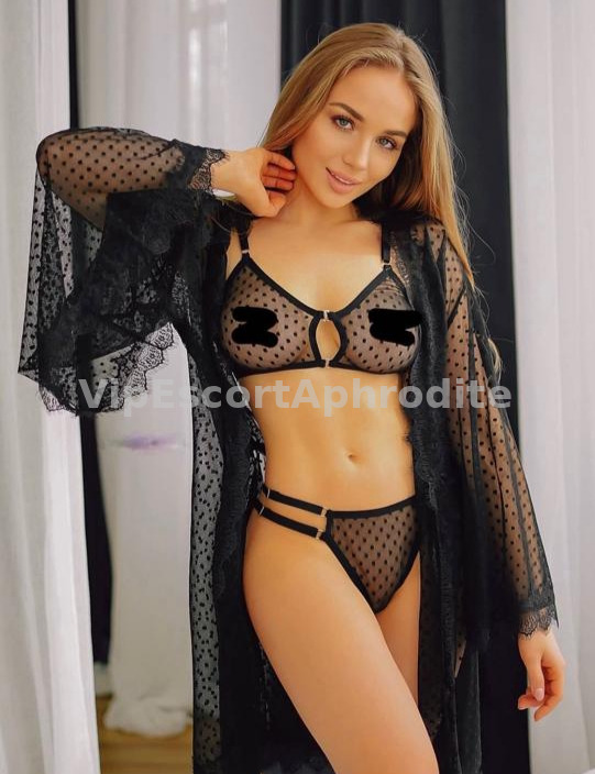 MELANI — elite escort in Paris